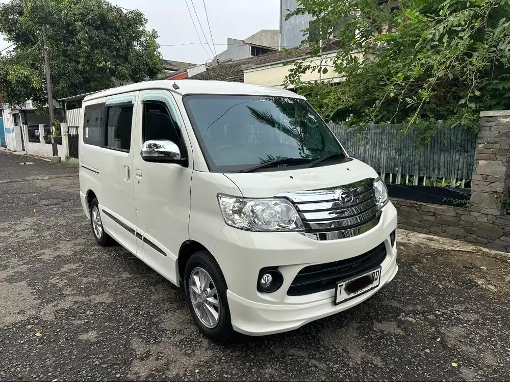 KM 14 Ribu! Daihatsu Luxio AT 2025 asli putih minibus granmax grandmax