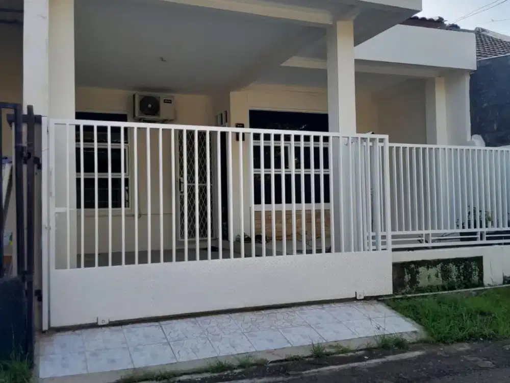 Dijual Rumah mungil dan murah, Baru Renovasi, Siap Huni, Bebas Banjir di Nusaloka BSD City