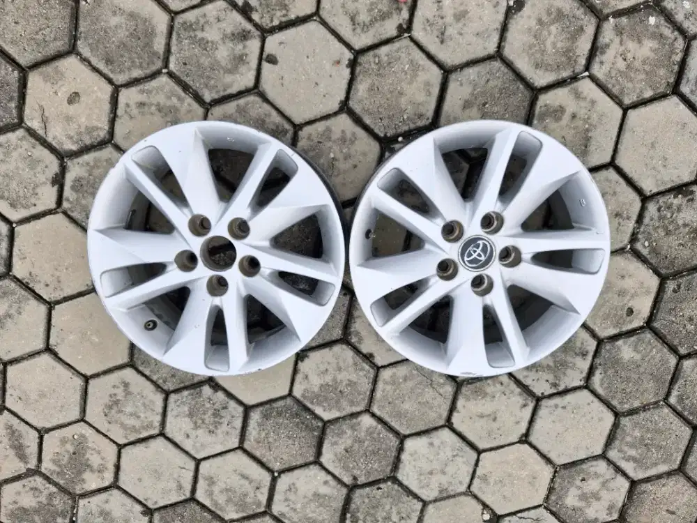 Velg Copotan Innova Reborn