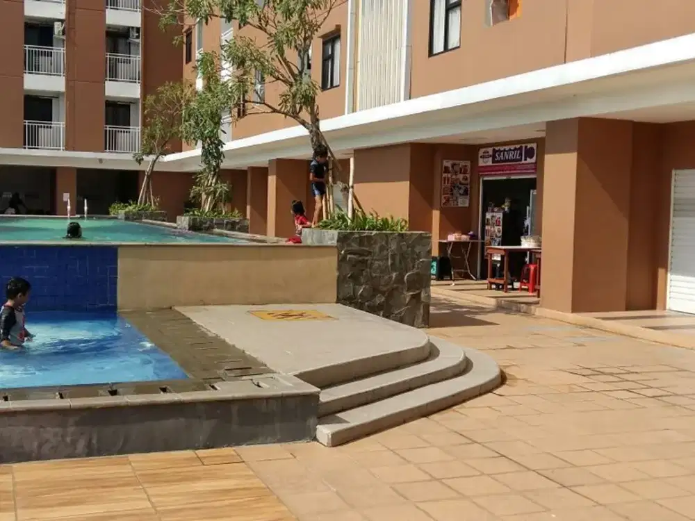 SEWA APARTEMEN LAGOON RESOT BEKASI TIMUR FULL FURNITURE WALLPIPER VIEW KOLAM RENANG