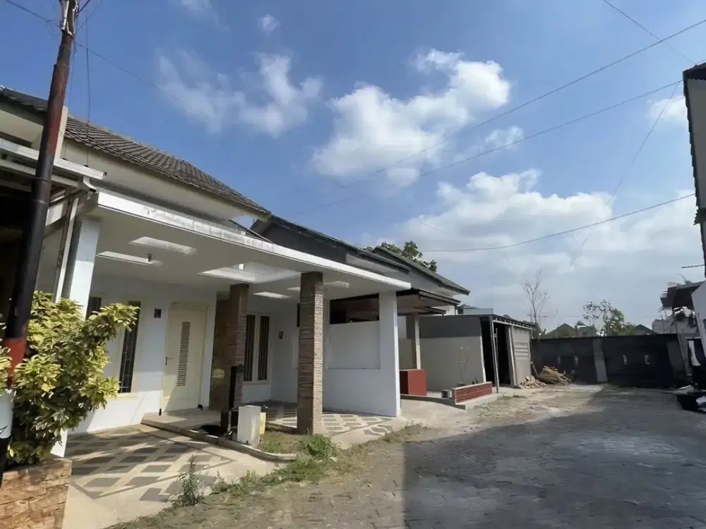DIJUAL RUMAH JALAN SAXOPHONE LOWOKWARU KOTA MALANG DEKAT KAMPUS UMM