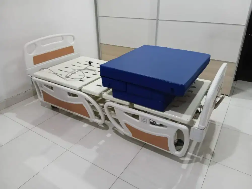 Ranjang Pasien SkrinMe SM-B7D