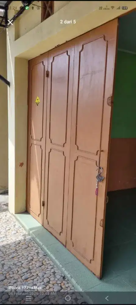 Pintu Lipat Besi