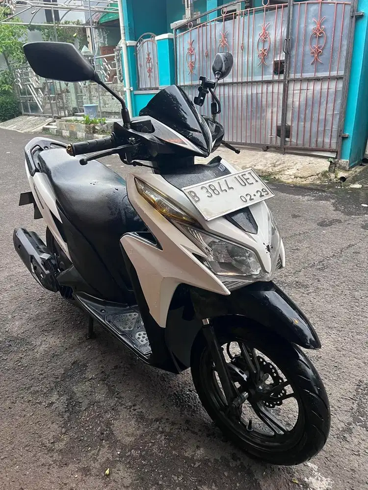 Vario KZR 125cc 2014 iss