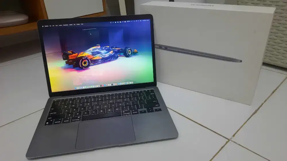 Dijual MacBook Air 2020 – RAM 8GB / SSD 256GB