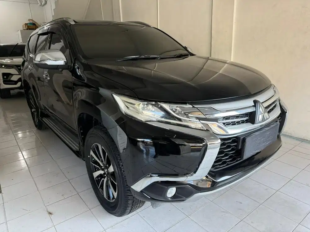 Pajero Dakar 2.5 AT 2016 Hitam