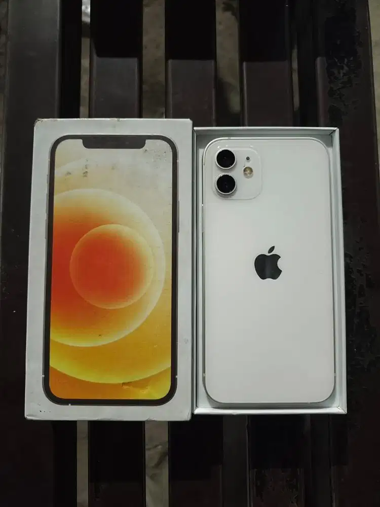 IPHONE 12 64gb BC