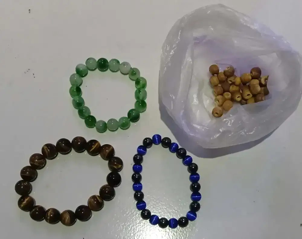 Gelang Pria & Wanita