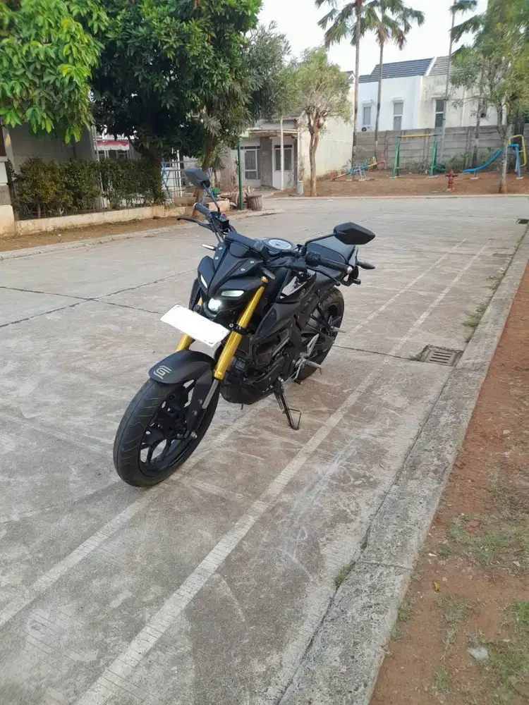 MT15 2019 Kilometer rendah Body mulus Mesin prima Seperti baru