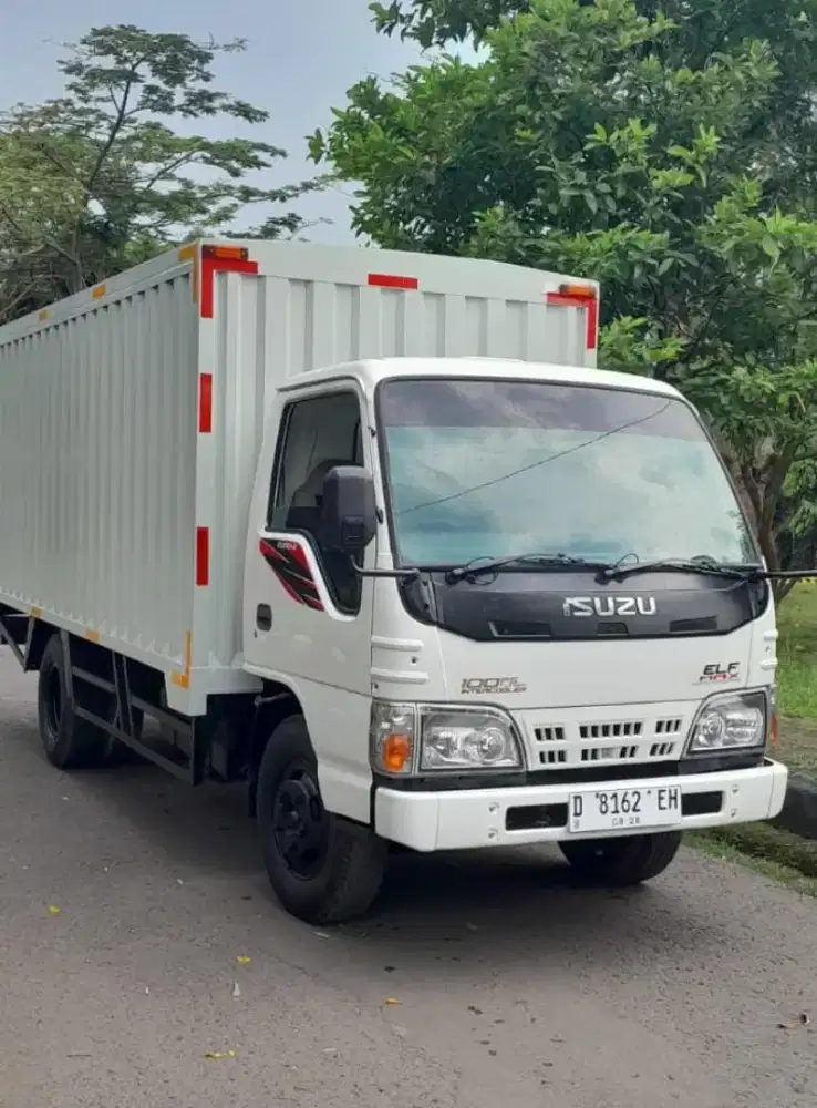 CDD ISTIMEWA ! ISUZU ELF NKR55 - 2013 DOUBLE BAN BOX BESI