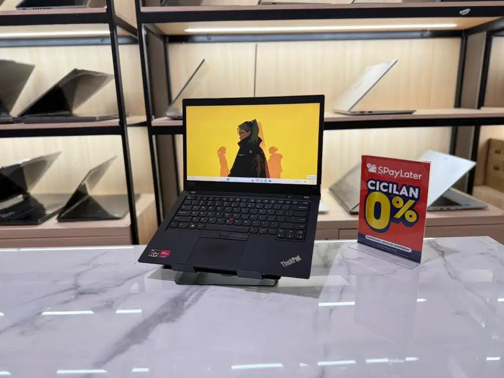 LAPTOP THINKPAD RYZEN 5 RAM 16 GB SSD 256 GB