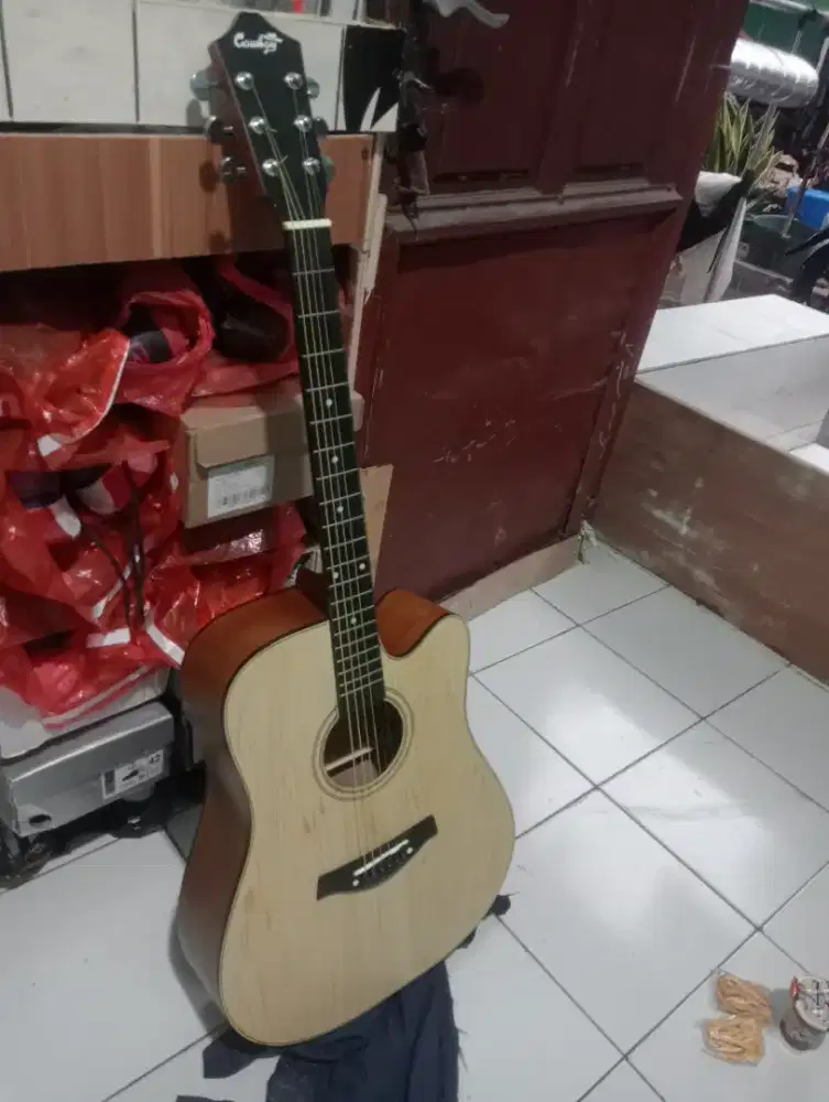 Gitar cowboy akustik jumbo,