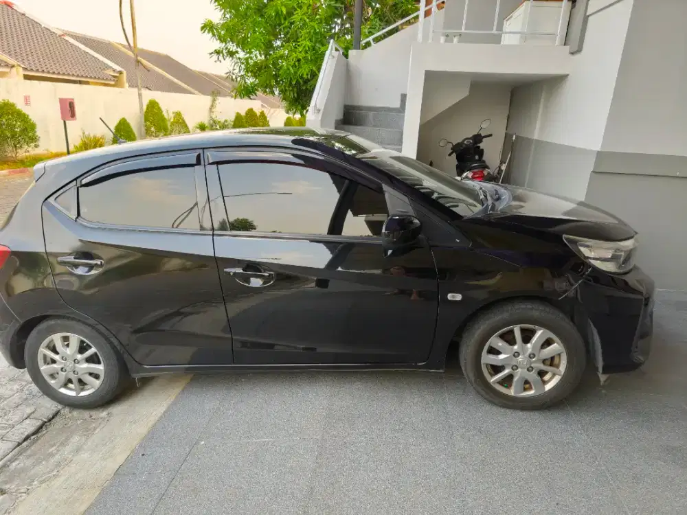 BRIO E SATYA MATIC 2019 plat H  km56rb