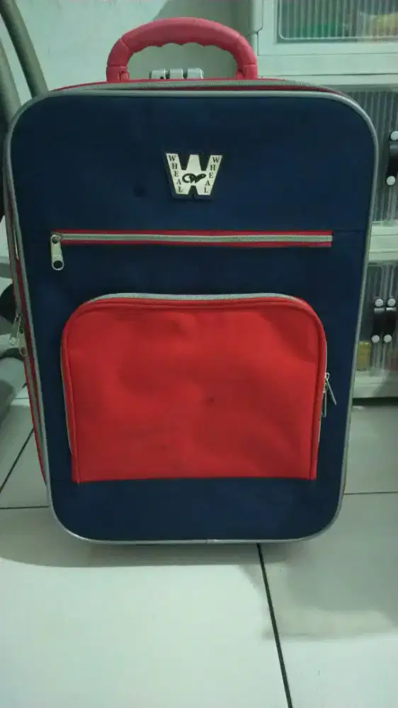 Di jual koper kabin 20 inci