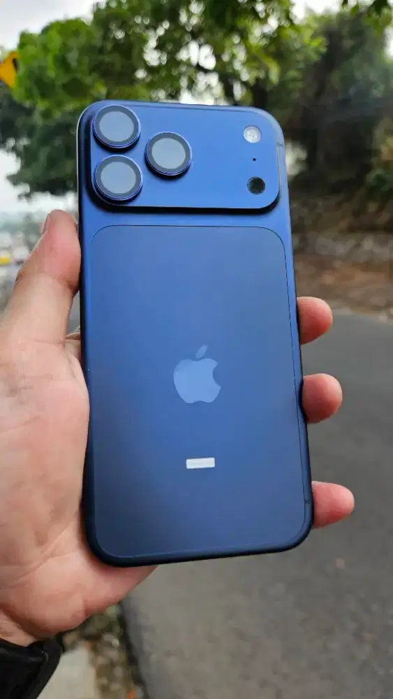 Iphone 17 ProMax 256GB Resmi iBox Seminggu pake