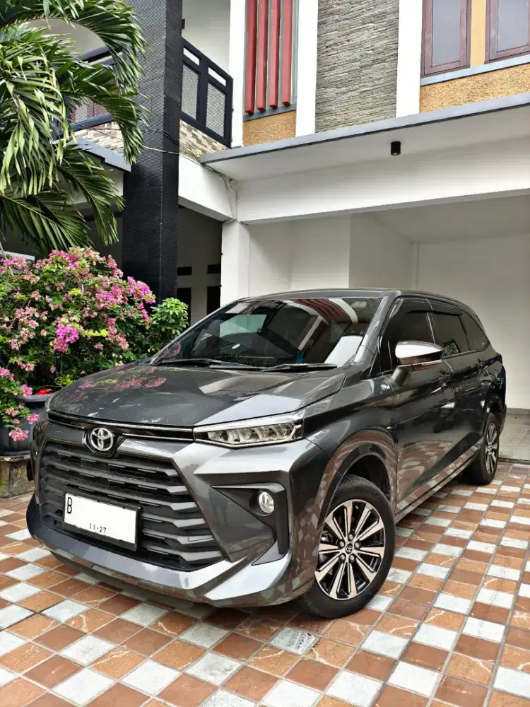 Avanza G matic 2022 silver metalic