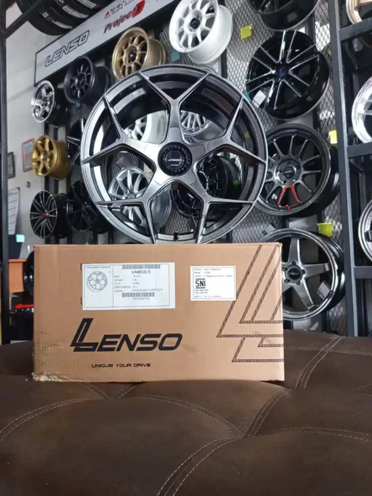 Velg lenso vamos r18 5x108 lbr8,5 et35