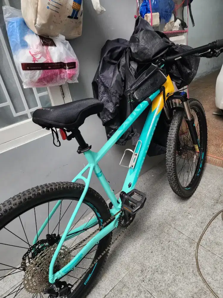 Polygon xStrada 7 istimewa