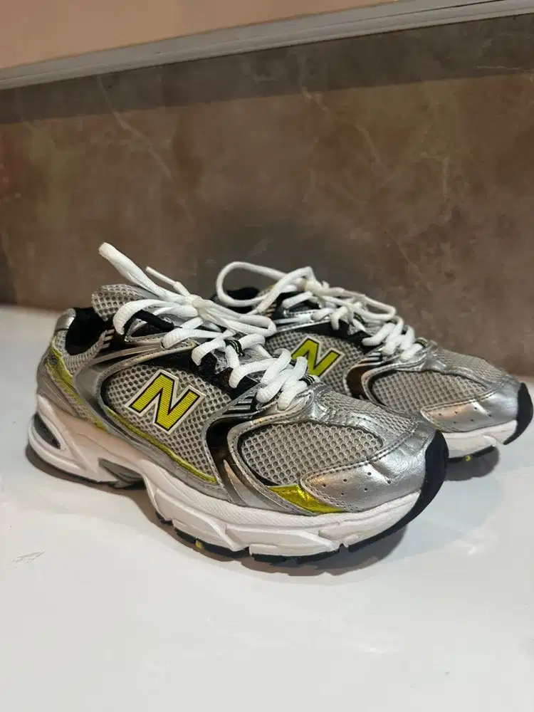 NEW BALANCE (NB) 530 | ORIGINAL | SIZE : 37,5