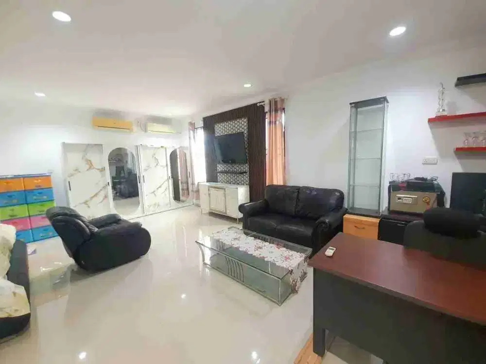Sewa Rumah Mewah dan Elit Sukajadi