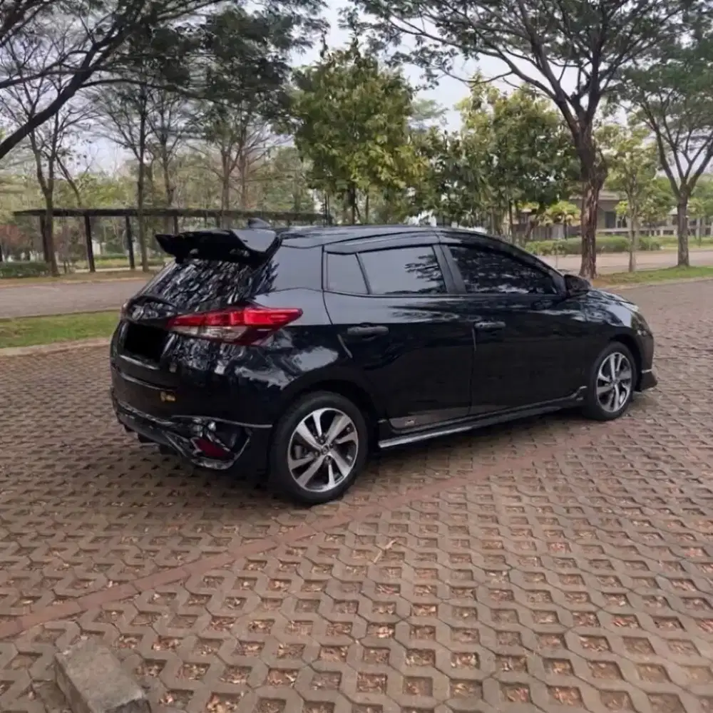 Toyota Yaris S GR CVT 7 Airbag