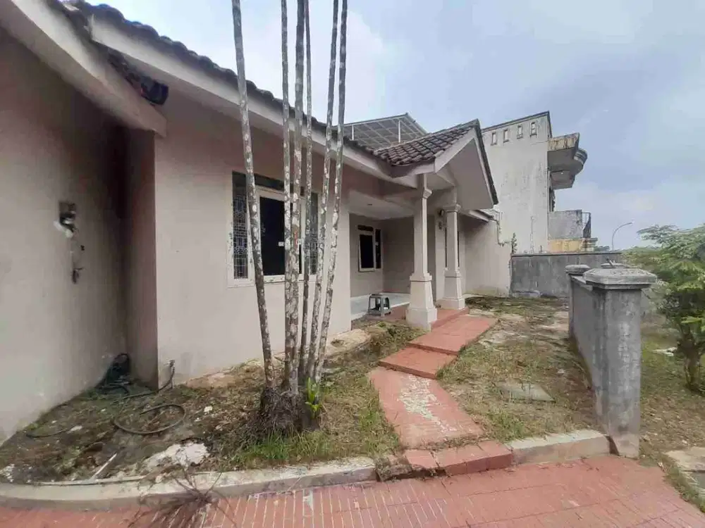 Dijual Rumah Sukajadi dengan tanah luas