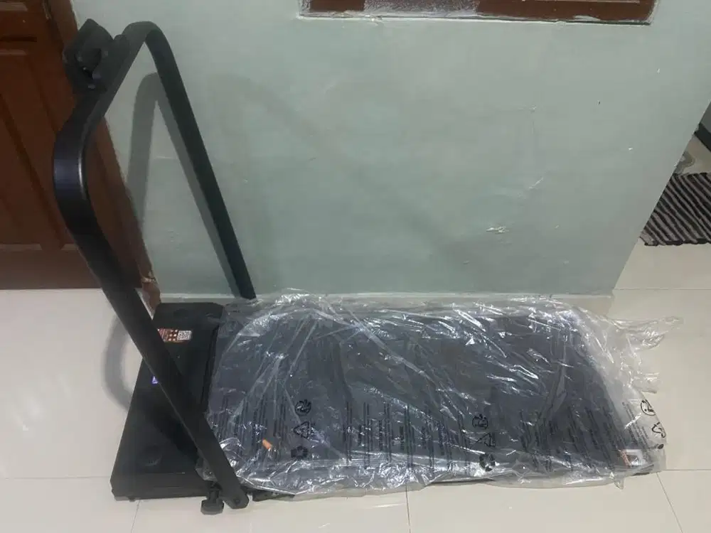 Treadmill Lipat Listrik Merk Twen iSmart Second Mulus 99% Siap Pakai