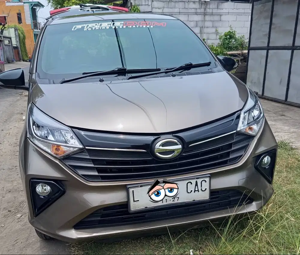 Daihatsu Sigra 1.2 R M/T Nop '22 Brown Metalik