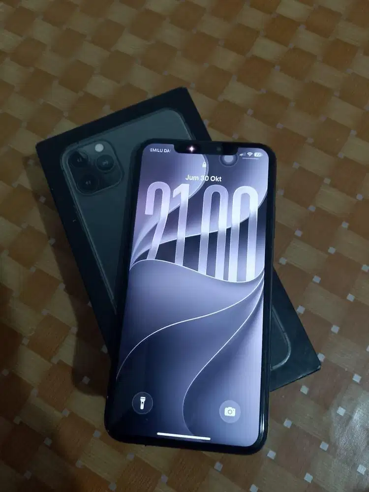 Iphone 11 Pro Max like new murah