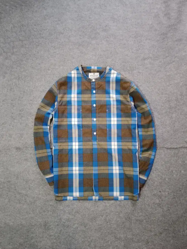 Kemeja sanghai  BEHEAVYEAR size L