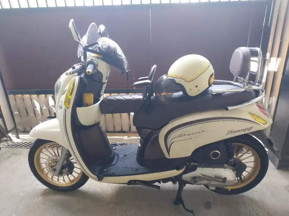 FOR SALE HONDA SCOOPY 2016 PGM FI