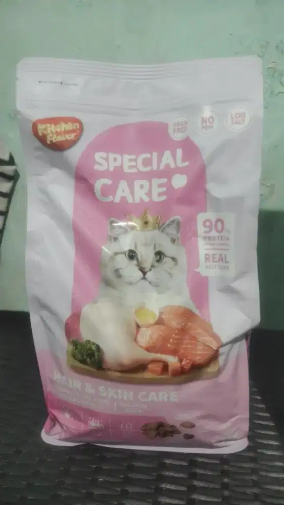 Kitchen flavour makanan kucing