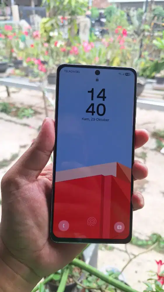 Samsung a73 5G 8/256gb