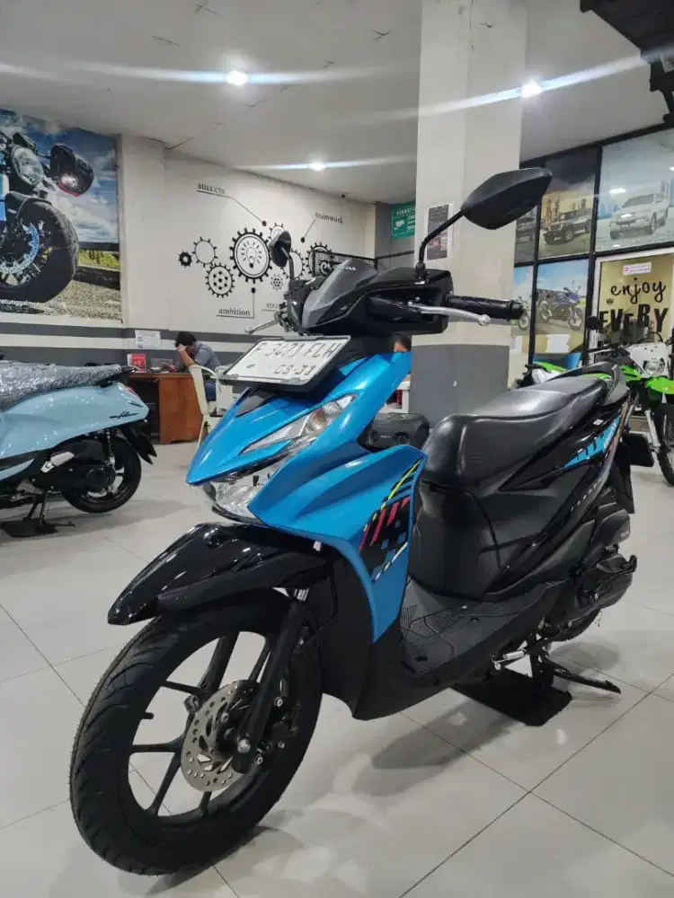 HONDA BEAT FI SPORTY CBS KM LOW BARANG SEPERTI BARU KONDISI SIAP GASS