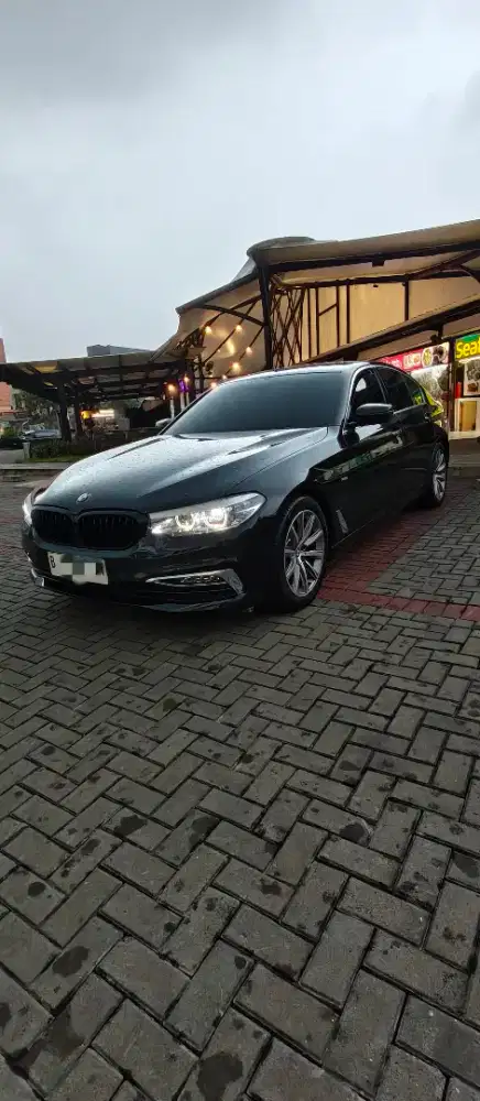 Bmw 520i G30 harga cash
