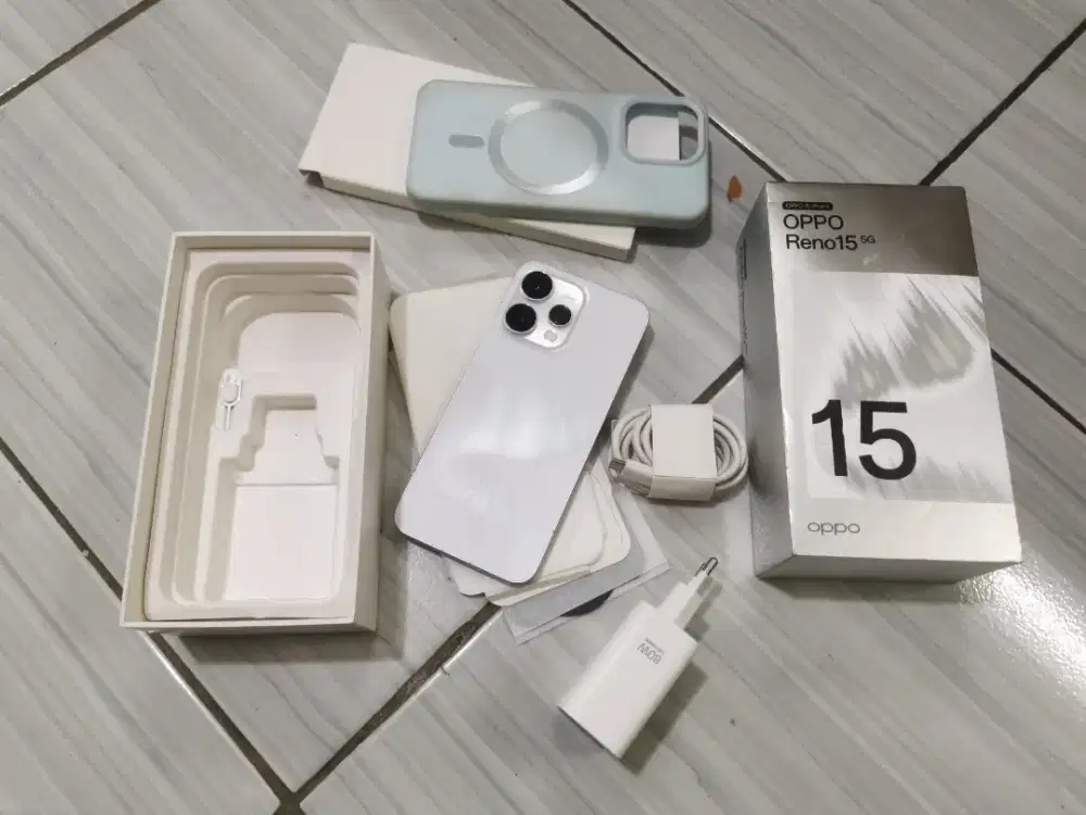 Oppo Reno 15 8/256 mulus like New