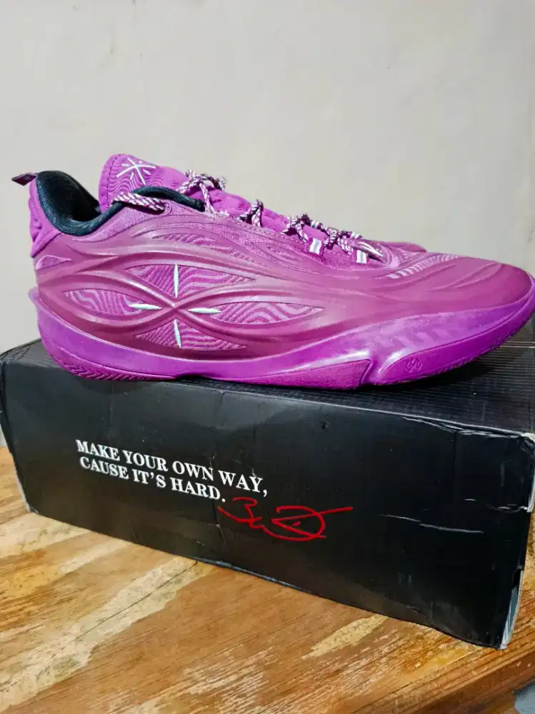 Like New, Sepatu Basket Size 46 , Lining Wade 808 5 Ultra V2 Lavender