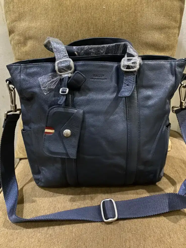 Totebag BALLY pria blue leather original