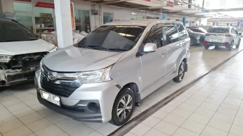 Daihatsu Xenia 1.3 R Sporty MT 2018 Silver Good Condition