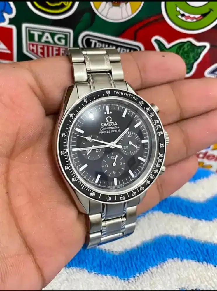 omega speed master professional moonwarch