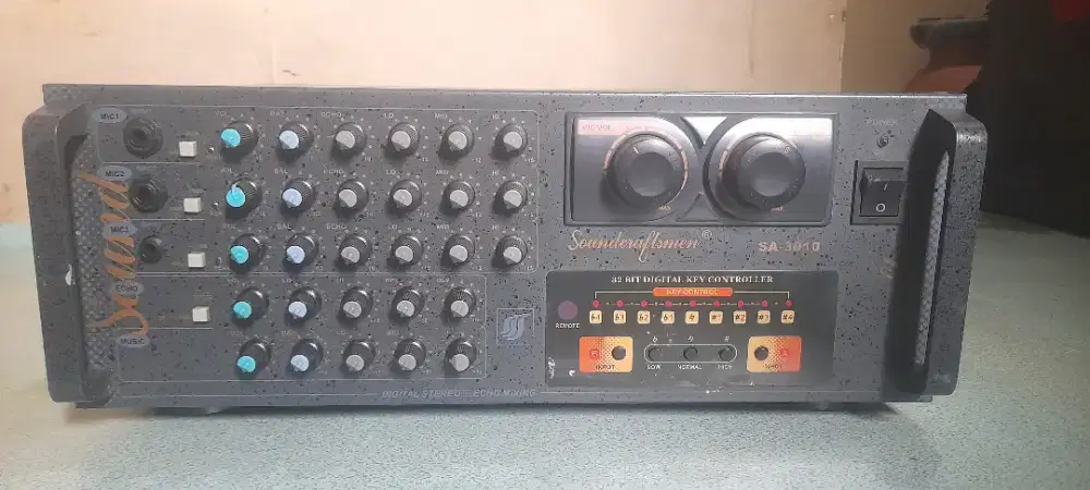Amplifier Soundcraftmen 3010