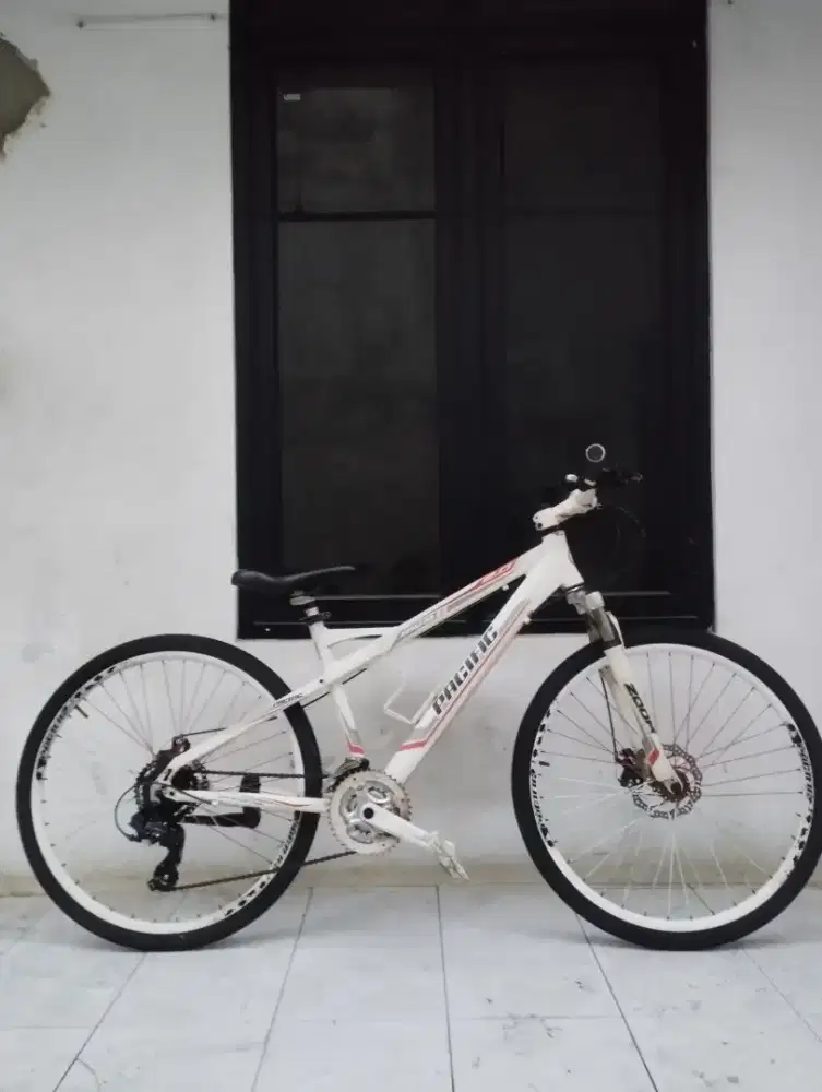 SEPEDA PACIFIC PASIFIC AVIATOR 2.0