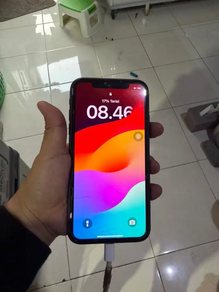 Iphone 11 , 64 GB