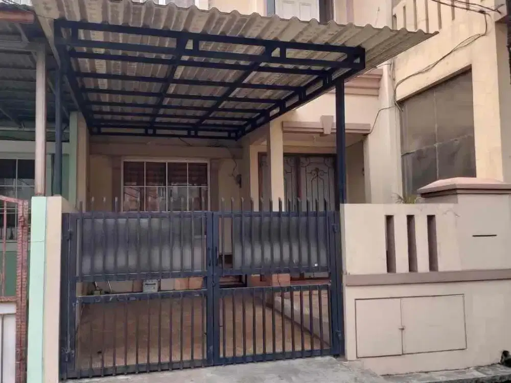 Disewakan Rumah 2 Lantai Semi Furnished Di Taman Semanan Indah - Jakarta Barat