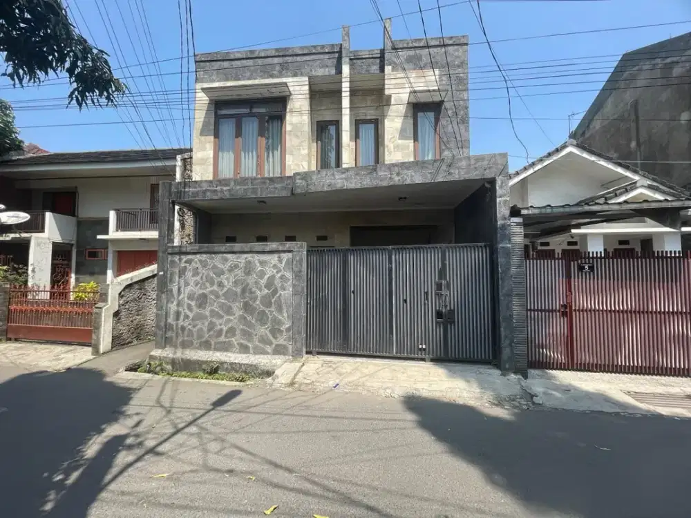 Rumah 2 LT Strategis Murah di Cikutra Bandung
