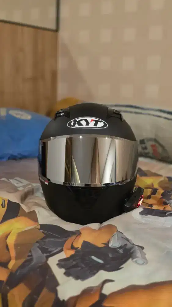 Helm KYT R10 Fullface XXL