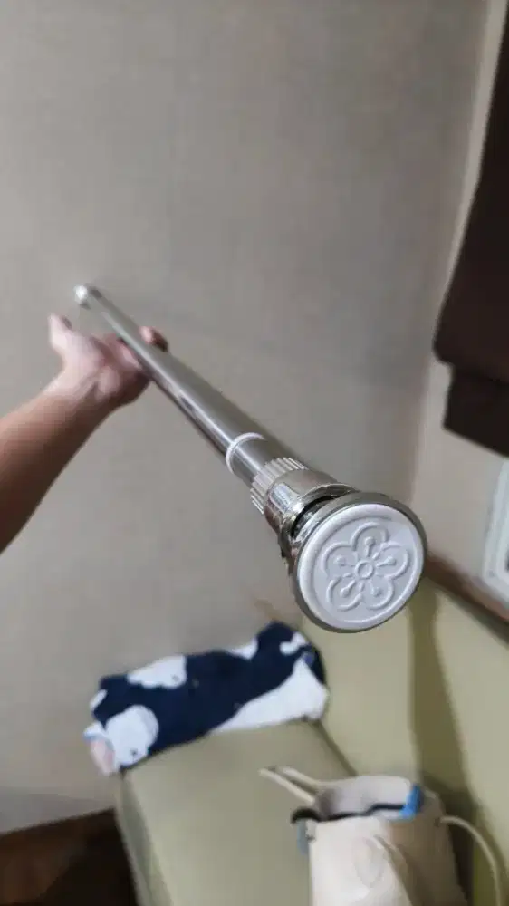 Tiang Gorden Fleksibel Stainless Tanpa Paku - Gantungan Serbaguna