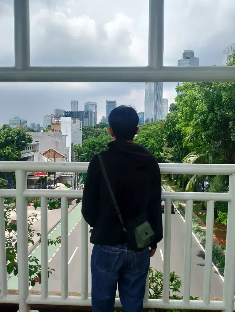 Cari loker, umur 21 tahun