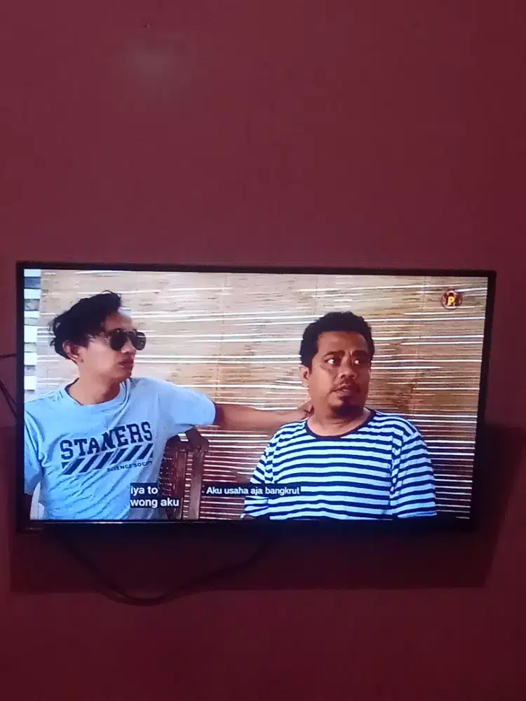 Tv canghong 32inc