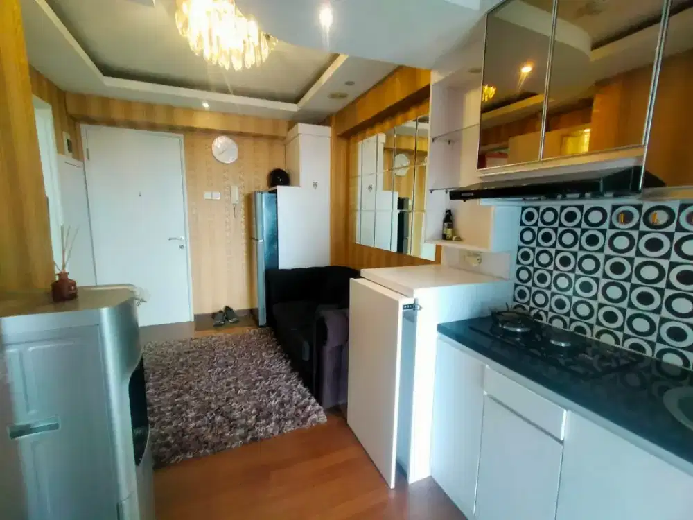 TURUN HARGA!! 2BR FURNISHED LANTAI RENDAH APARTEMEN BASSURA CITY